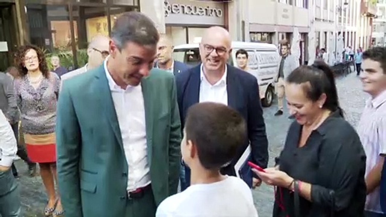 Sánchez niega crisis de Gobierno y acusa de "intoxicar" a los medios de comunicación