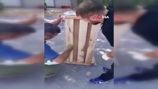 Tahta kafese zulalanmış 1 kilo 552 gram uyuşturucu madde ele geçirildi