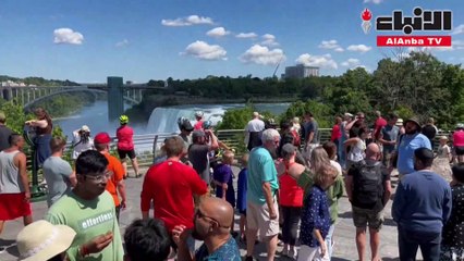 إقبال السياح على زيارة شلالات نياغارا على الجانب الأميركي