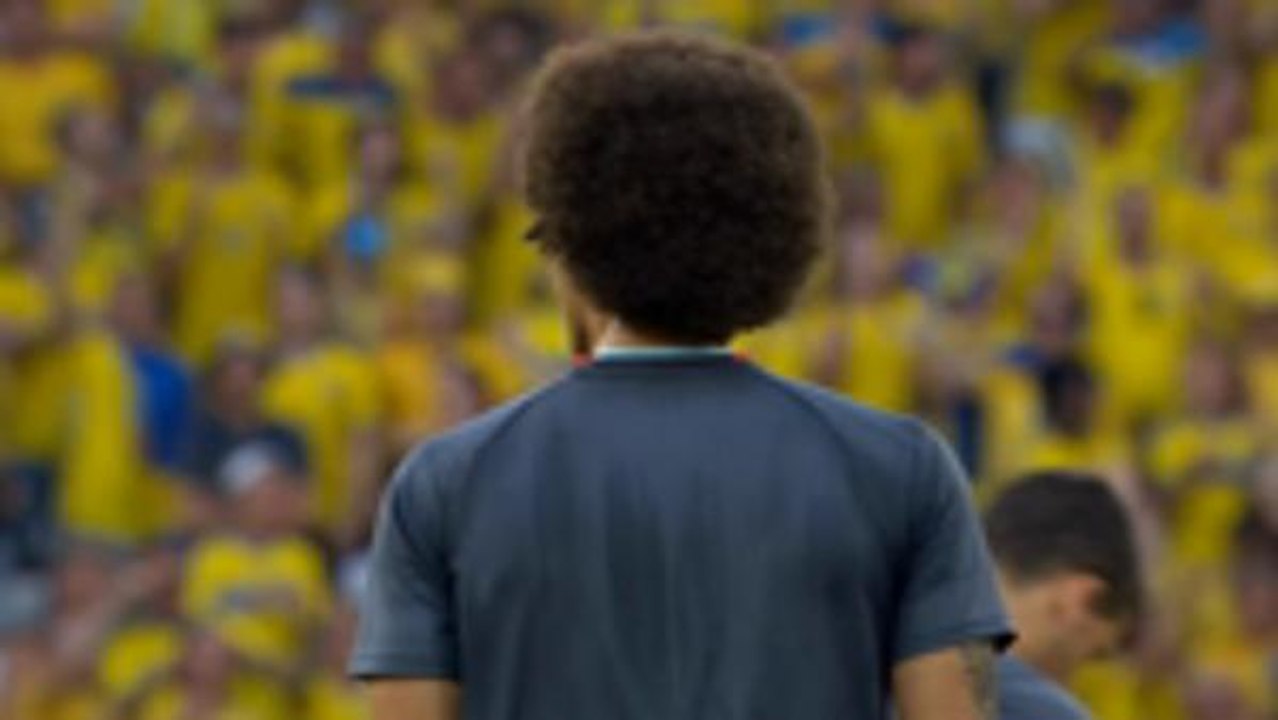 Warming up Axel Witsel