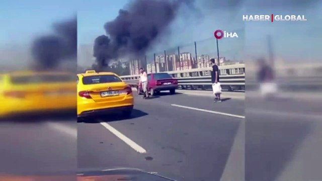 Kağıthane Sadabad Viyadüğü'nde korku dolu anlar! Dumanlar gökyüzünü kapladı