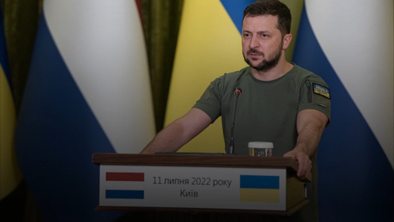 Volodymyr Zelensky appelle à ne pas céder au  "chantage nucléaire" russe