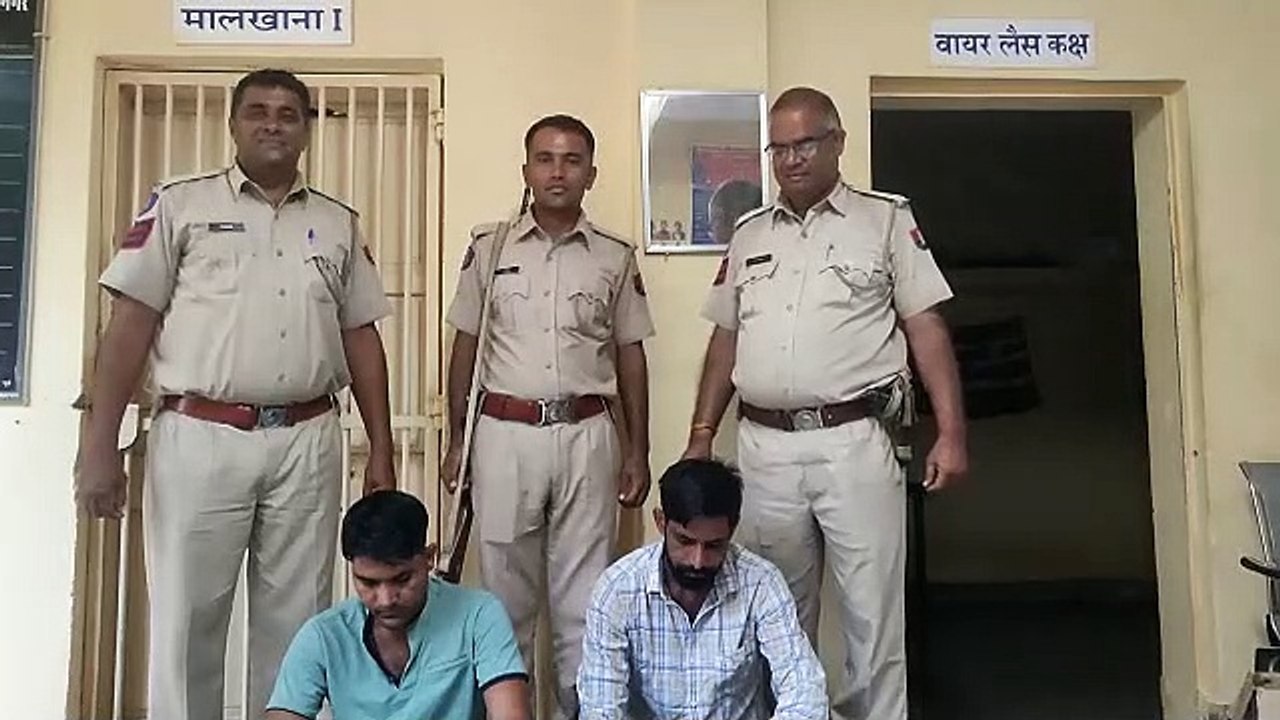 MD Drugs seized : एमडी व देसी पिस्तौल और कारतूस जब्त