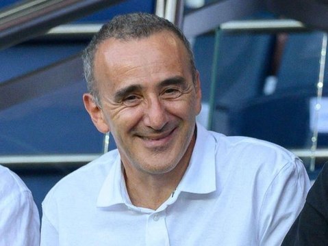 Je vous emm*rde : vexé, Elie Semoun règle ses comptes avec sa famille et ses amis qui critiquent son dernier film