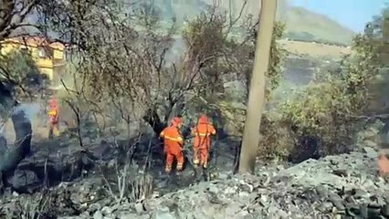 Ore di inferno e fuoco a Trabia: case evacuate e famiglie in fuga