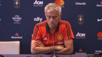 Mourinho backs Chicharito for success at West Ham