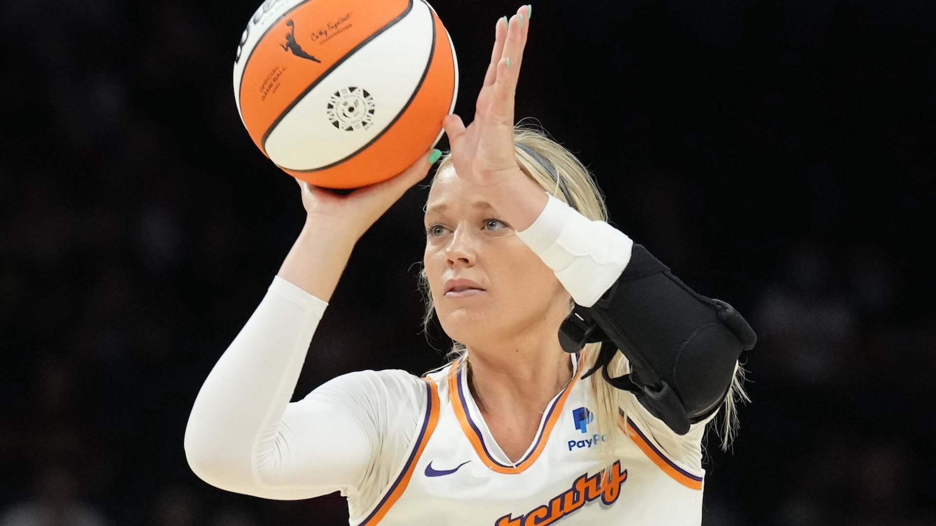 ⁣WNBA Game 1 Preview: Mercury Vs. Aces