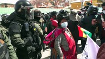 Bolivia | Violenta protesta de cocaleros en La Paz