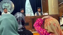 Talibanes aumentan clases de religión obligatorias en universidad en Afganistán