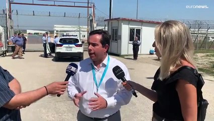 Une quarantaine de migrants coincés à la frontière gréco-turque, une enfant de 5 morte