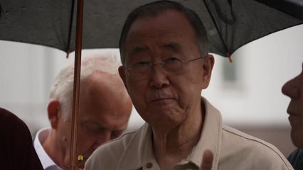 우크라이나 찾은 반기문 "부차 희생자 역사에 기억돼야" / YTN