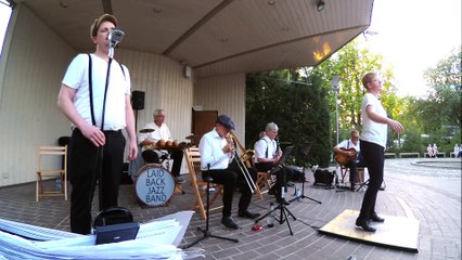 Where The Blue Of The Night (Meets The Gold Of The Day) 1931 [ Laid Back Jazzband ]