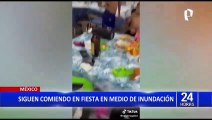 México: Restaurante se inunda y los clientes siguen comiendo