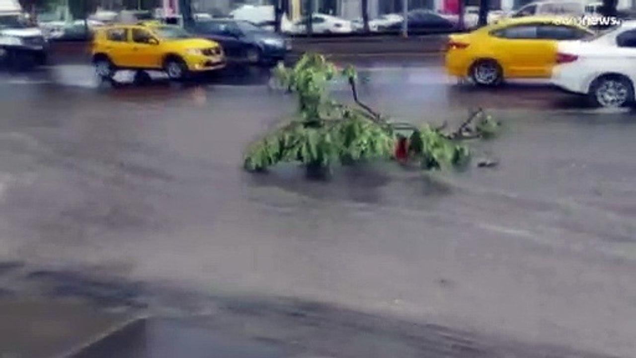 Starke Regenfälle in Ankara – Verkehrsbehinderungen