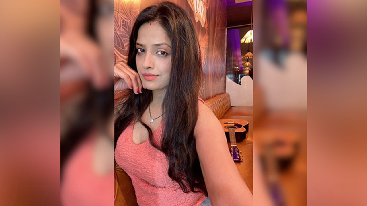 Diya aur Baati Hum Actress Kanishka Soni ने खुद से की Marriage,वजह जानकर आप भी...|*Entertainment