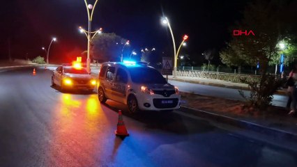 Araç korkuluklara saplandı, mahalle susuz kaldı