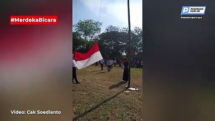 Kompak, Warga Wrati Gelar Upacara Bendera HUT Kemerdekaan RI ke 77 di Lapangan