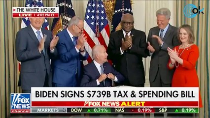 Unas nuevas imágenes de Biden desorientado y perdido disparan las alarmas sobre su estado de salud