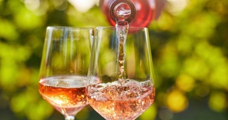 Les Français sont les plus gros buveurs de rosé au monde