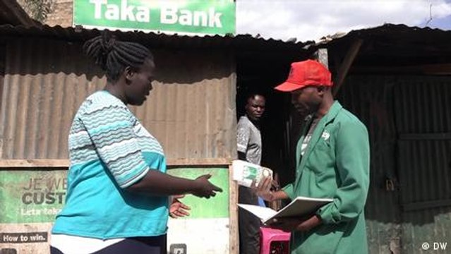 Kenyan recycling initiative turns trash to treasure