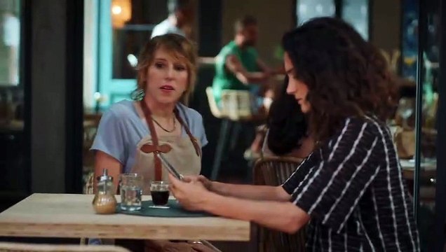 Plus belle la vie : [Indiscrétion] – Barbara fait son mea culpa auprès de Emma