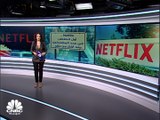 الحرب الروسية الأوكرانية تلقي بظلالها على اشتراكات Netflix