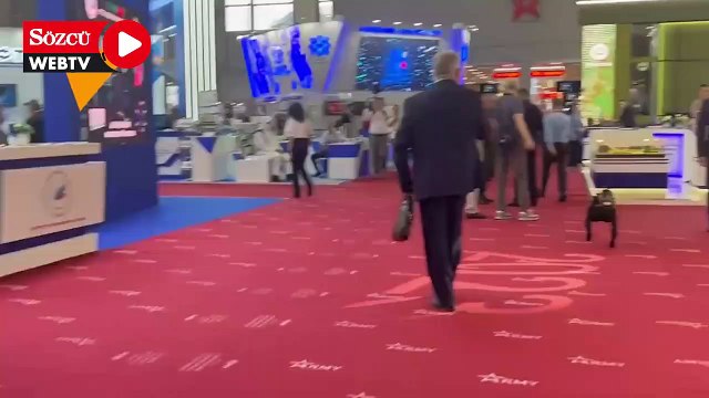 Rusya’nın yeni silahı robot köpek tartışma yarattı