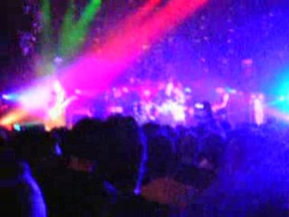 THE CURE - Three Imaginary Boys - Live - 12/03/2008 - Bercy