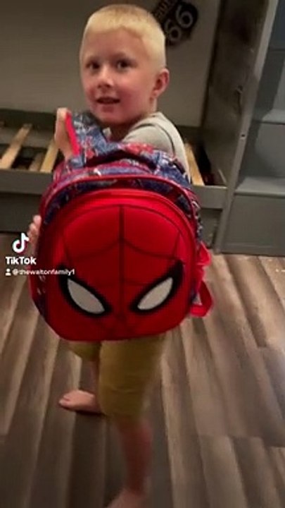 mochila, tiroteio