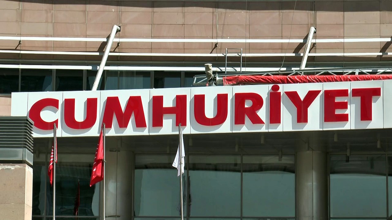 Şimdiden seçimi kazanıp CHP'yi eleştirenlere zulüm edeceklerini ilan ettiler! CHP'nin sözde başkanvekilinden büyük skandal