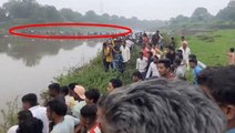 Nehirden aniden çıkan timsah, yakaladığı adamı yuttu! Binlerce köylü o ana şahit oldu