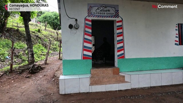 Бизнес или школа: 12-летний парикмахер из Гондураса