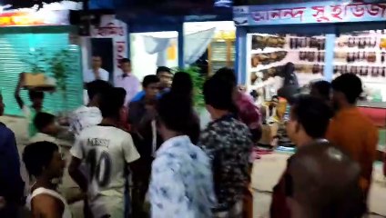 A mobile thief has been caught in Bangladesh