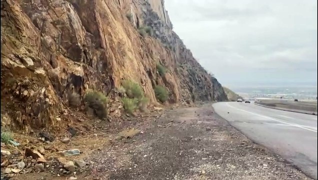 Transmountain ¡a punto de cerrar por deslizamientos de rocas!