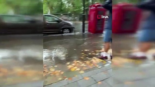 İngiltere’yi sel vurdu