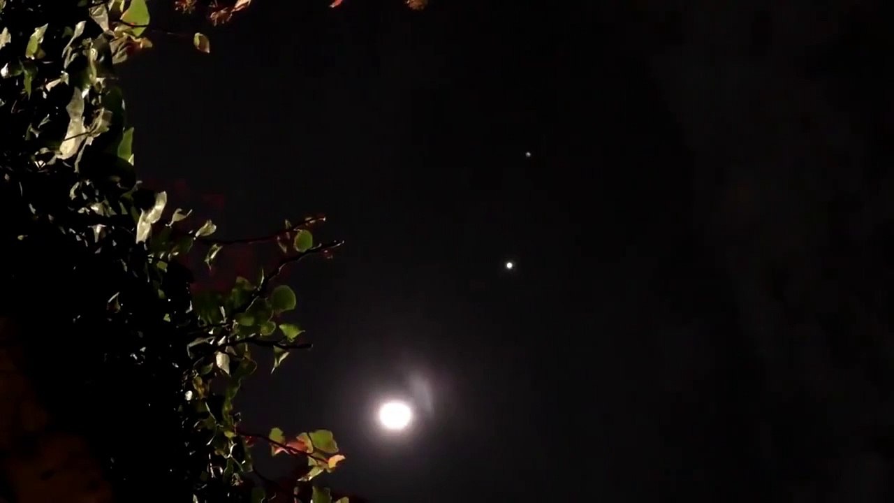 Jupiter and Saturn to Create First Visible 'Christmas Star' in 800 Years
