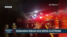 6 Mobil Damkar Dikerahkan untuk Padamkan Api Kebakaran Kios Service Elektronik di Sunter