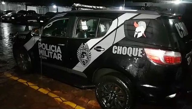 Dois adolescentes são apreendidos com drogas pela Choque, no Conjunto Riviera