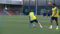 La plantilla del Barça continúa con sus entrenamientos ajena a la actividad en los despachos