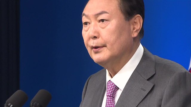 [뉴스큐] 국민 섬기는 尹 vs 낯부끄러운 자화자찬 ...취임 100일 평가는? / YTN