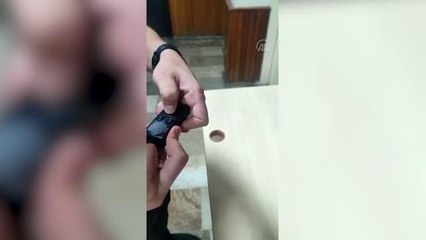 Garaj kumandası görünümlü suikast silahıyla yakalanan şüpheli tutuklandı