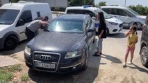 Ukraynalı çiftin araçta bıraktığı köpek havasızlıktan telef oldu