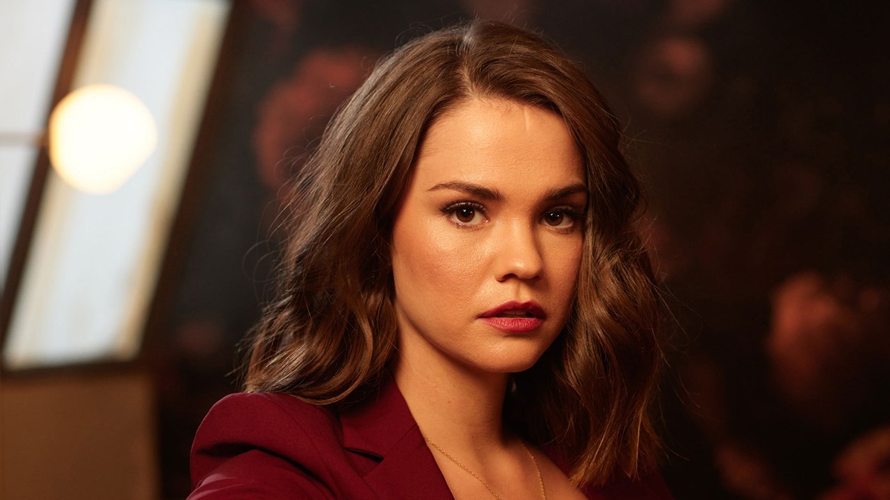 PEOPLE in 10: The News That Defined the Week PLUS Maia Mitchell Joins Us