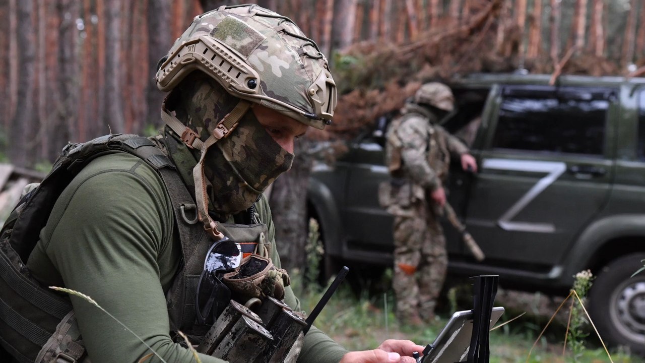 Militärprofessor: russlands armee "pfeift aus dem letzten loch"