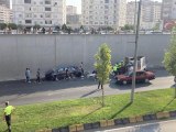 Gaziantep haberleri | GAZİANTEP - Minibüs, kamyonet ve otomobilin çarpışması sonucu 3 kişi yaralandı