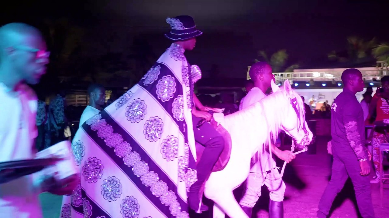 SENZAA EN CONCERT LIVE A HOTEL ONOMO