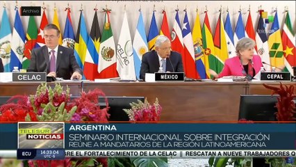 Скачать видео: teleSUR Noticias 15:30 18-08: Gremios sindicales mantienen movilizaciones en Argentina