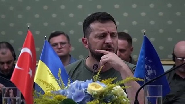 Erdogan declara apoio à Ucrânia e Zelensky descarta acordo de paz com a Rússia