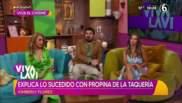 Kimberly Flores explica broma tras tomar la propina de mesero en restaurante