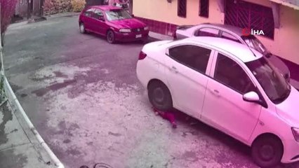 Meksika'da oyuncağının peşinden koşan çocuk aracın altında kaldı